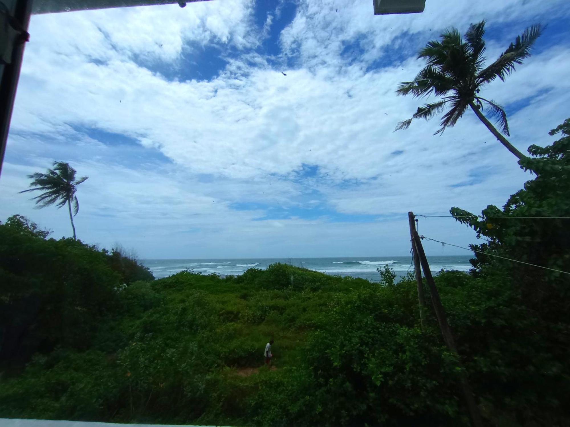 Blue Waves Ocean Mirissa Exterior foto